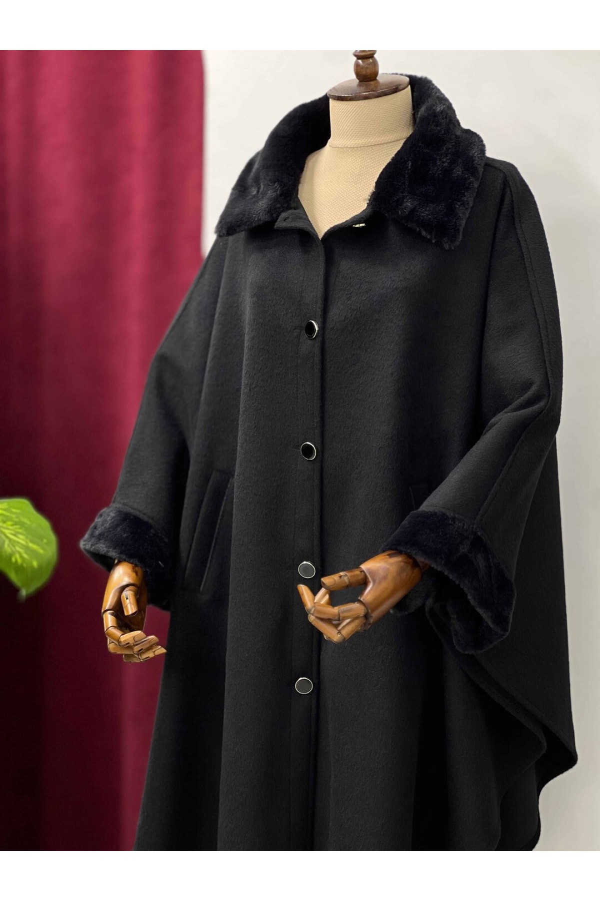 Foklu Hakim yaka Asil panço